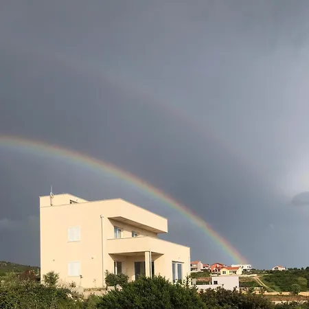 וילה Val