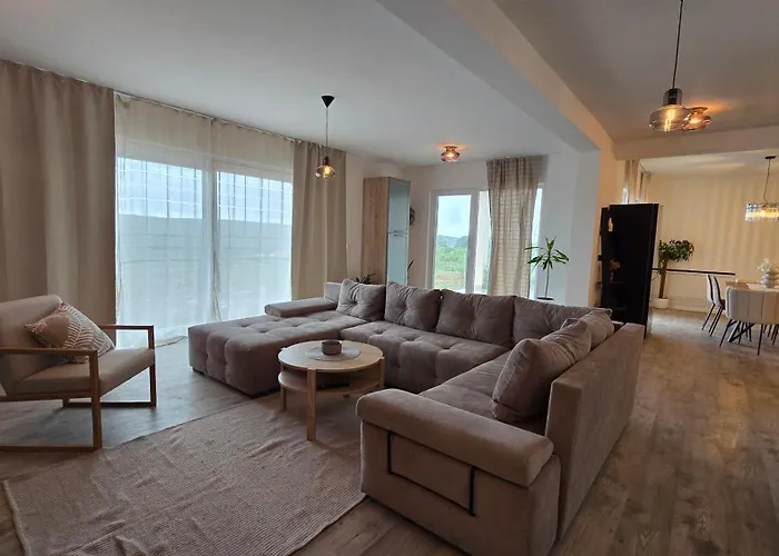 Val Villa